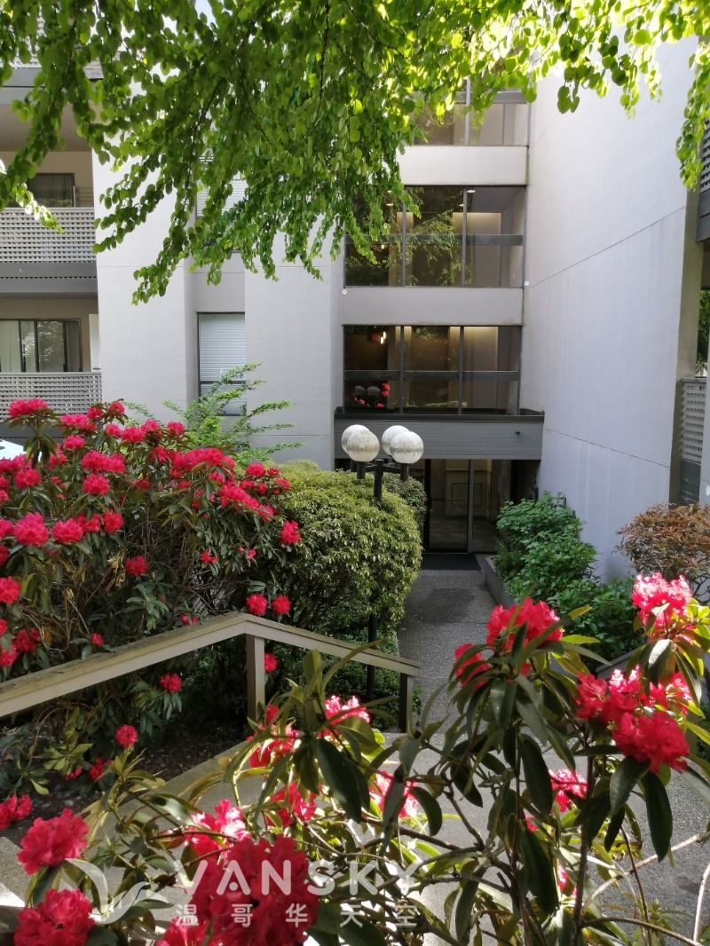 260801092232_Front building.jpg